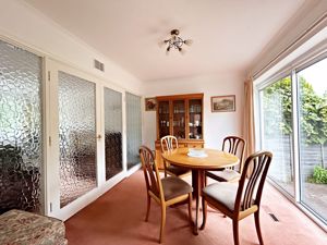 Dining Room - click for photo gallery